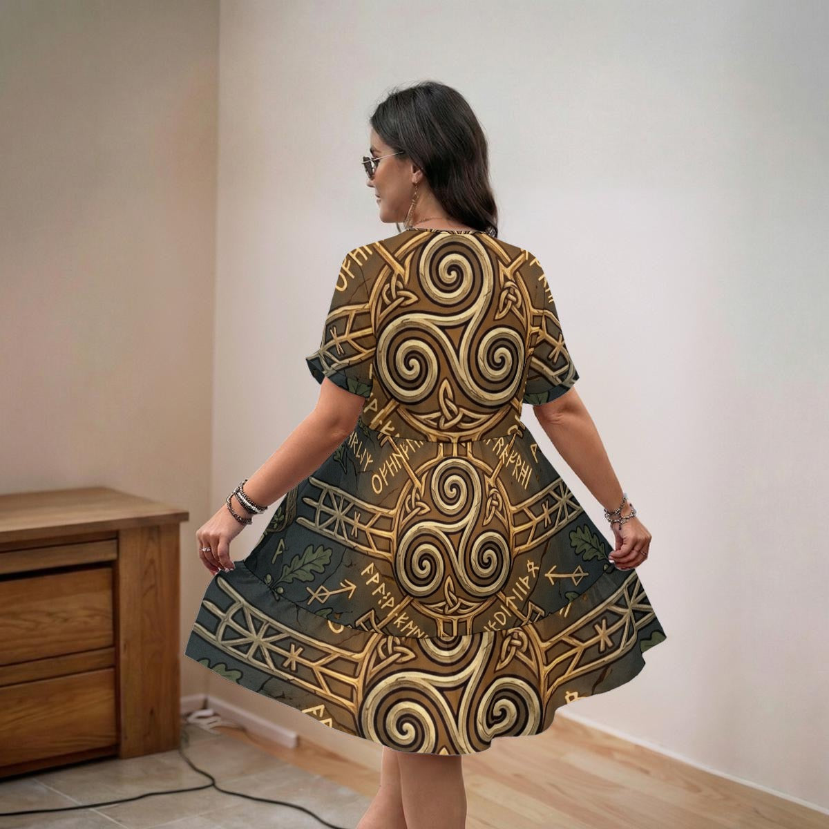 All-Over Print Women’s Floral V-Neck Short Sleeve Dress